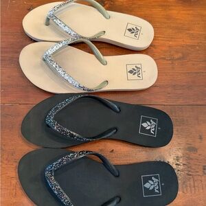 Reef Girls sz 4/5 Stargazer glitter Strap Flip Flops - Black & Leather Beige